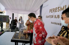 Jadi Perusahaan Efek Daerah Pertama di Indonesia, Ini Pesan Ridwan Kamil Untuk BJB Sekuritas