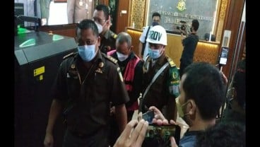 Kasus Korupsi, Kejagung Tahan Eks Dirut Perum Perindo Syahril Japarin