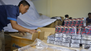 Bea Cukai Cirebon Gagalkan Peredaran 784.000 Batang Rokok Polos di Majalengka