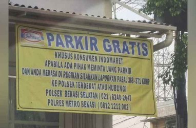 Viral Spanduk Parkir Gratis atau Lapor Polisi di Bekasi, Indomaret: Agar Konsumen Nyaman