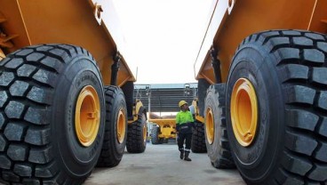 Harga Komoditas Naik, Industri Alat Berat Panen