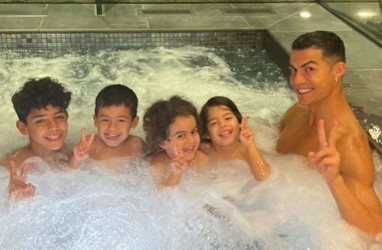 Cristiano Ronaldo dan Georgina Rodriguez Umumkan Akan Memiliki Anak Kembar Lagi 