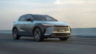 BZ4X, Ini Keunggulan SUV Listrik Toyota dengan Kemudi Mirip Tesla