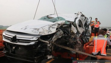 Olah TKP Kecelakaan Mobil Vanessa Angel, Terungkap Ngerinya Tabrakan