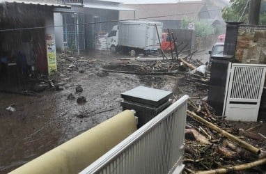 Banjir Bandang di Kota Batu dan Malang: Puluhan Rumah Terdampak, Mobil dan Warung Kecil Hanyut