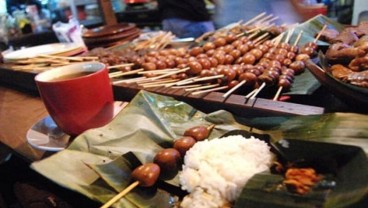 Asal Muasal dan Sejarah Nasi Kucing, Kuliner Khas Melintasi Batas