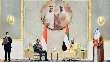 Presiden Jokowi Bawa Pulang Investasi untuk Transisi Energi dari Dubai