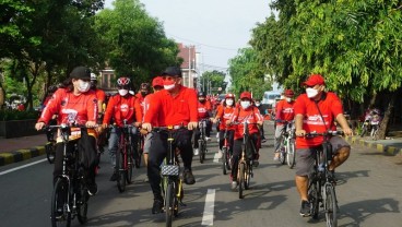 Sambut Hari Pahlawan, PDIP Gowes Bersama di Kawasan Kota Tua