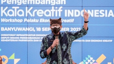 Andalkan Turis Domestik, Sandi Yakin Parekraf Cetak Pendapatan US$0,37 Miliar