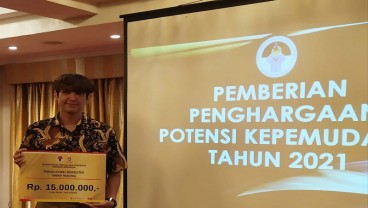 Mahasiswa UNS Ini Dinobatkan Jadi Pemuda Difabel Berprestasi Nasional, Begini Kisahnya