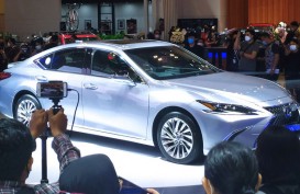 Lexus Meluncurkan ES 300h di GIIAS 2021 