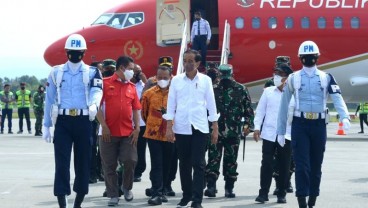 Tiba di Papua, Jokowi Nonton Pertandingan di Peparnas XVI