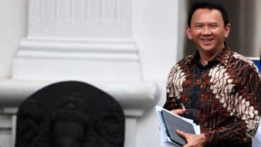 Ahok Beberkan Penyebab Kebakaran Tangki di Kilang Cilacap