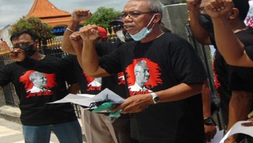 Berlomba Mendirikan Relawan Calon Presiden Pemilu 2024
