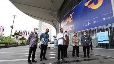 Foto-foto Saat Presiden Jokowi Berkunjung ke GIIAS 2021