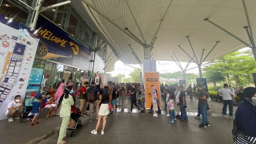 Suasana GIIAS 2021 Hari Ini, Sudah Ramai Sebelum Dibuka