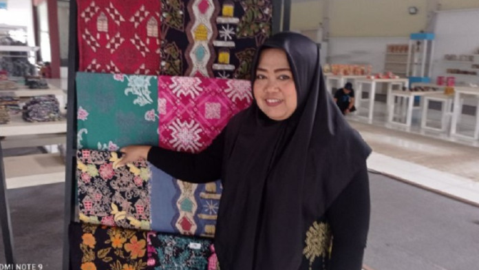 Perajin Kewalahan Layani Permintaan Batik Lebak