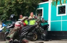 Viral Video Baku Hantam TNI vs Polisi di Ambon, Ini Kronologi Lengkapnya