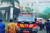 Gedung Cyber 1 Kuningan Jakarta Kebakaran, Ada Warga Terjebak