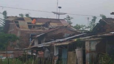 Belasan Rumah di Temanggung Rusak Akibat Angin Ribut