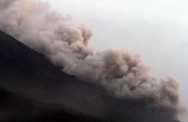Gunung Semeru Masih Erupsi, Kementerian ESDM: Waspada terhadap Curah Hujan Tinggi