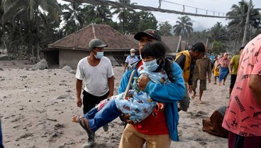 Ada di Zona Merah, Tempat Pengungsian Korban Erupsi Semeru Dipindahkan