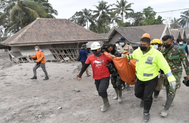 Awan Panas Guguran Semeru, 27 Orang Dilaporkan Hilang, 15 Warga Meninggal