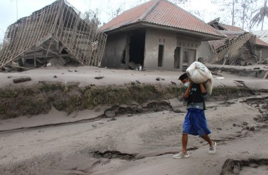 Pemkot Palembang Buka Posko Bantuan Korban Erupsi Gunung Semeru