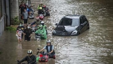 Jakarta Waspada Banjir, Tinggi Muka Air di Pasar Ikan Siaga 2