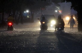 Banjir Makassar, Puluhan Warga Dievakuasi
