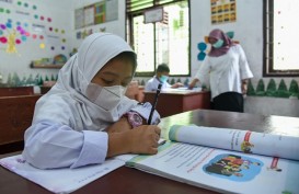 PPKM Luar Jawa-Bali Diperpanjang, Ini Aturan Sekolah Tatap Muka