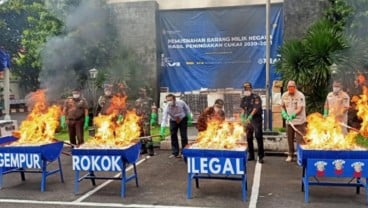 KPPBC Purwakarta Musnahkan Barang Bukti Hasil Penindakan Pelanggaran Cukai di Purwasuka