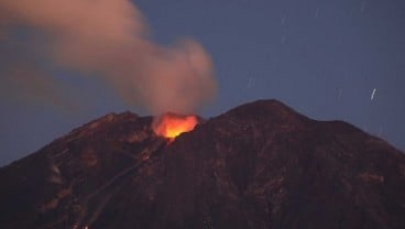 Gunung Semeru Kembali Mengeluarkan Guguran Awan Panas, Khofifah: Mohon Semua Waspada