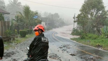 Gunung Semeru Erupsi Lagi, Ini Video Desa Lumajang Banjir Lahar Dingin 