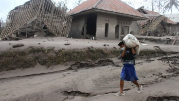 4 Gunung Api di Indonesia Berstatus Siaga