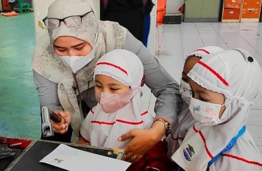 Bangun Hubungan di Hari Ibu, PosAja Gelar Program Menulis Surat untuk Ibu Tercinta