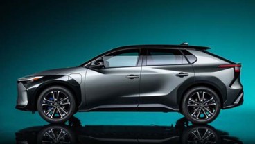 Toyota Indonesia Ekspor Mobil Hybrid Tahun Depan