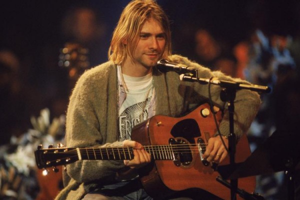 Kurt Cobain's 1959 Martin D-18E Played on Nirvana's Historic MTV Unplugged Performance. /julienslive.com