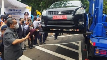 Pemkot Bandung Luncurkan Bandrek, Mobil Penderek Hidrolik Pertama di Indonesia