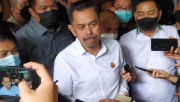 Tak Hanya Korban, Herry Wirawan Juga Cuci Otak Istrinya, Begini Caranya