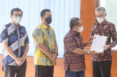 Lantik Dewas Perumda BPR, Yana Sentil Soal Fungsi Layani Masyarakat Bukan Korporat