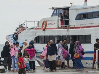 Puncak Nataru, Ini Hasil Tinjauan Menhub di Pelabuhan Kaliadem