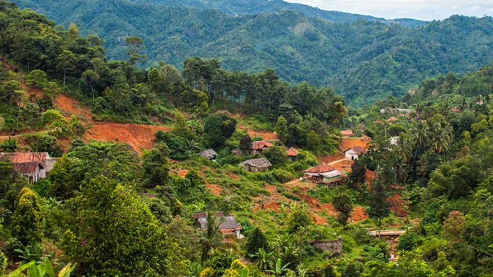 Foto-Foto Kampung Tak Berpenghuni di Lebak Banten