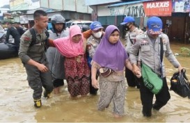 Kapolda Papua Tinjau Lokasi Banjir dan Longsor Kota Jayapura