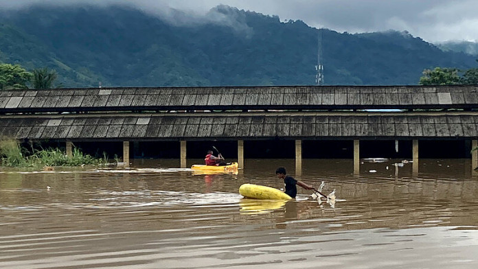 Foto-foto Darurat Banjir Jayapura