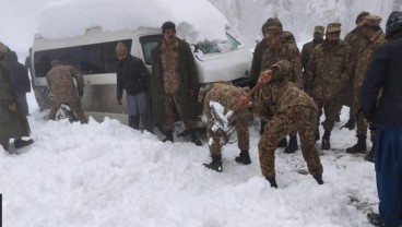 22 Orang Tewas Membeku Akibat Hujan Salju di Pakistan 