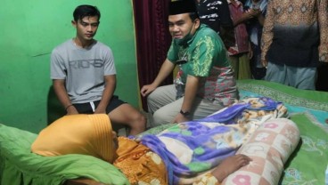 Kunjungi Rumah Pemain Timnas Pratama Arhan, Bupati Blora Bawa Dokter Periksa Ibunda