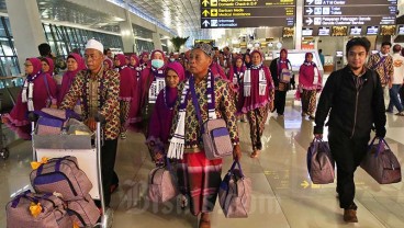 Garuda Indonesia (GIAA) Siap Layani Penerbangan Umroh Lagi, Cek Persiapannya