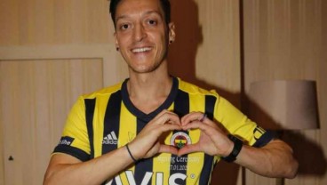 Keinginan Raffi Ahmad Rekrut Mesut Ozil ke RANS Cilegon FC Disorot Media Asing 