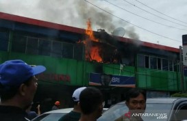 Kantor BRI Unit di Pasar Kliwon Kudus Terbakar